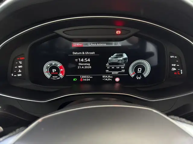 Audi S6 view 9