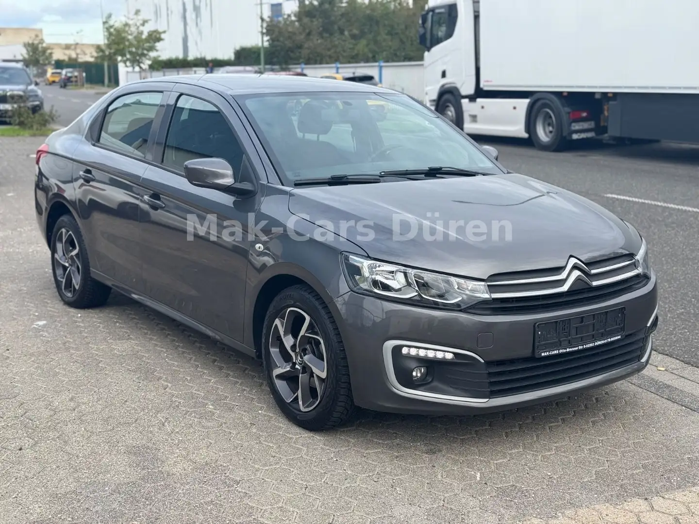 Citroen C-Elysée PureTech 82 Selection--Navi/Klimaauto/ Grau - 2