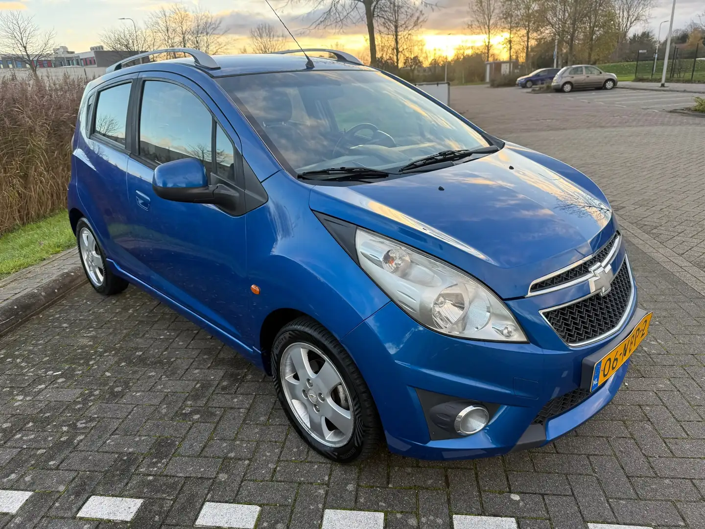 Chevrolet Spark 1.2 16V LT*AIRCO*NEW APK*NAP*C-D AFSTAND*ELKT-RAAM Blauw - 2