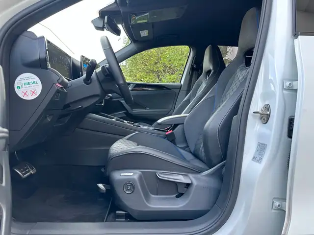 Volkswagen Tiguan view 13