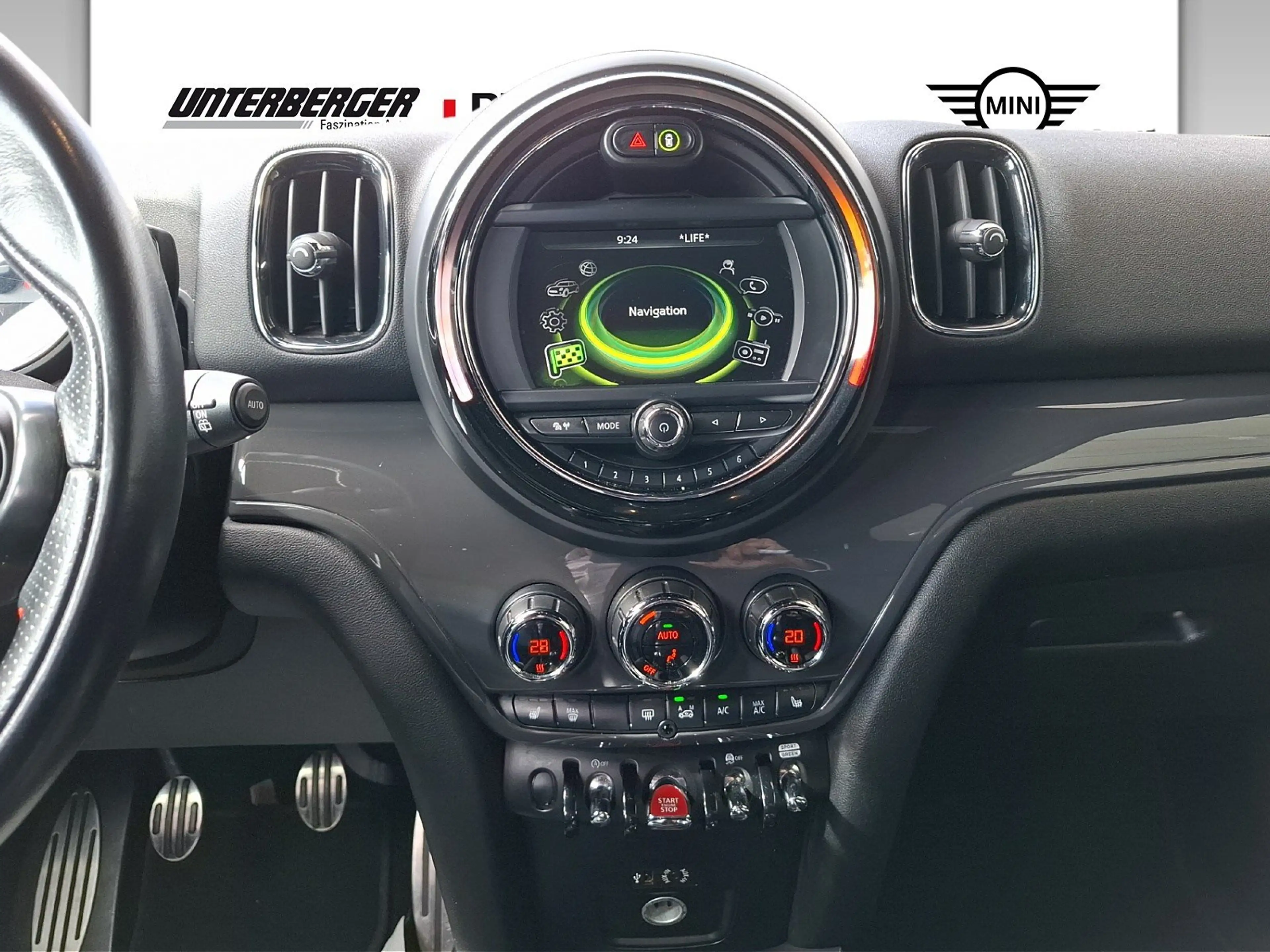 MINI Cooper D Countryman Cooper D ALL4 Countryman (F60) — photo 8