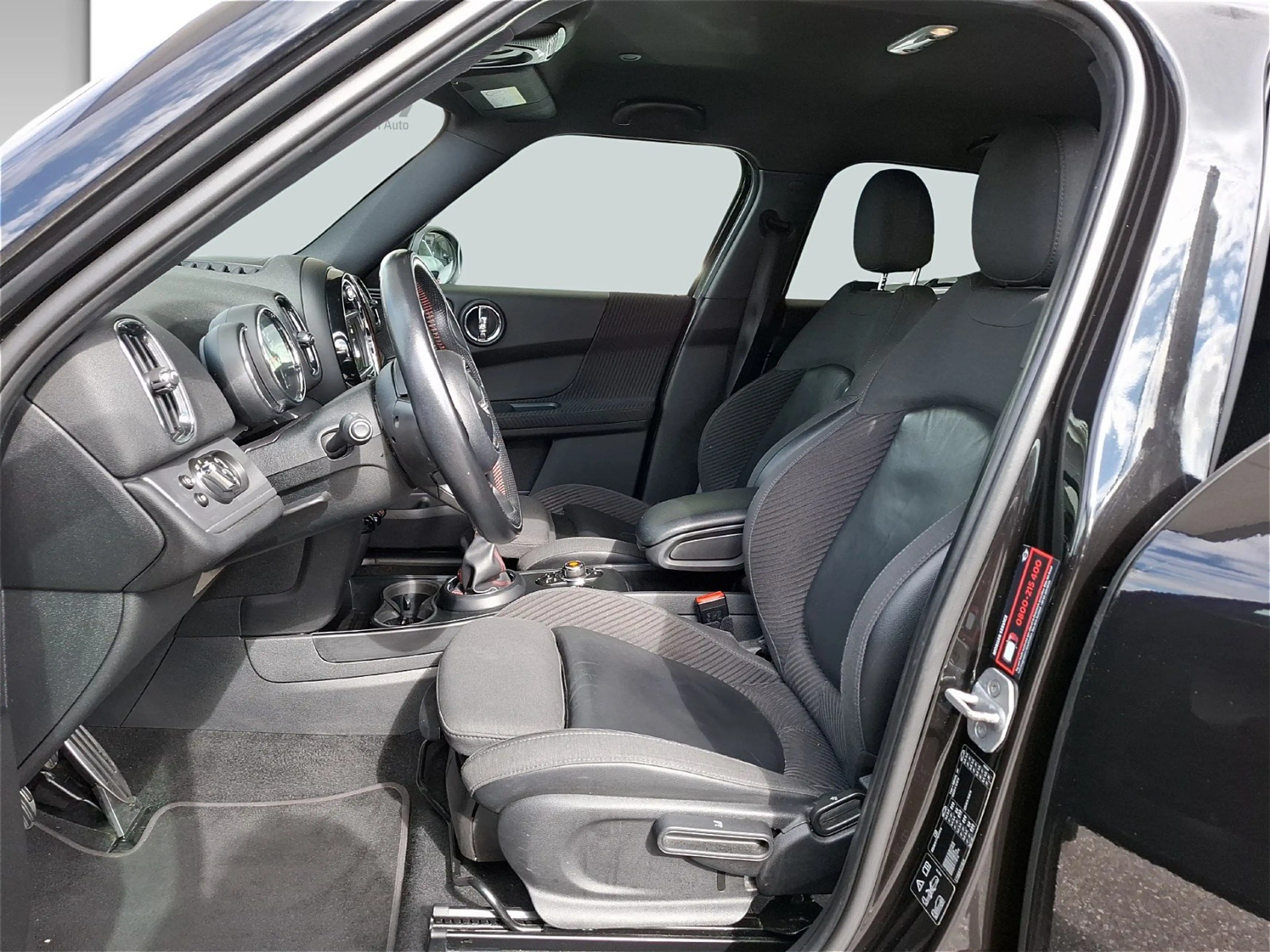 MINI Cooper D Countryman Cooper D ALL4 Countryman (F60) — photo 10