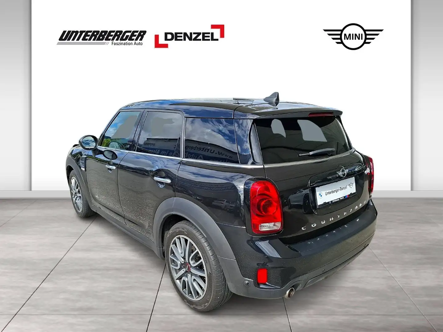 MINI Cooper D Countryman Cooper D ALL4 Countryman (F60) Schwarz - 2