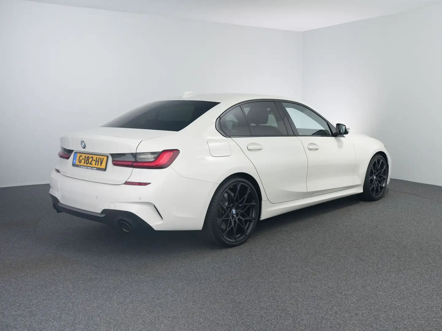 BMW 320 3-serie 320i Executive Edition | M-Sport | | 20inc Wit - 2