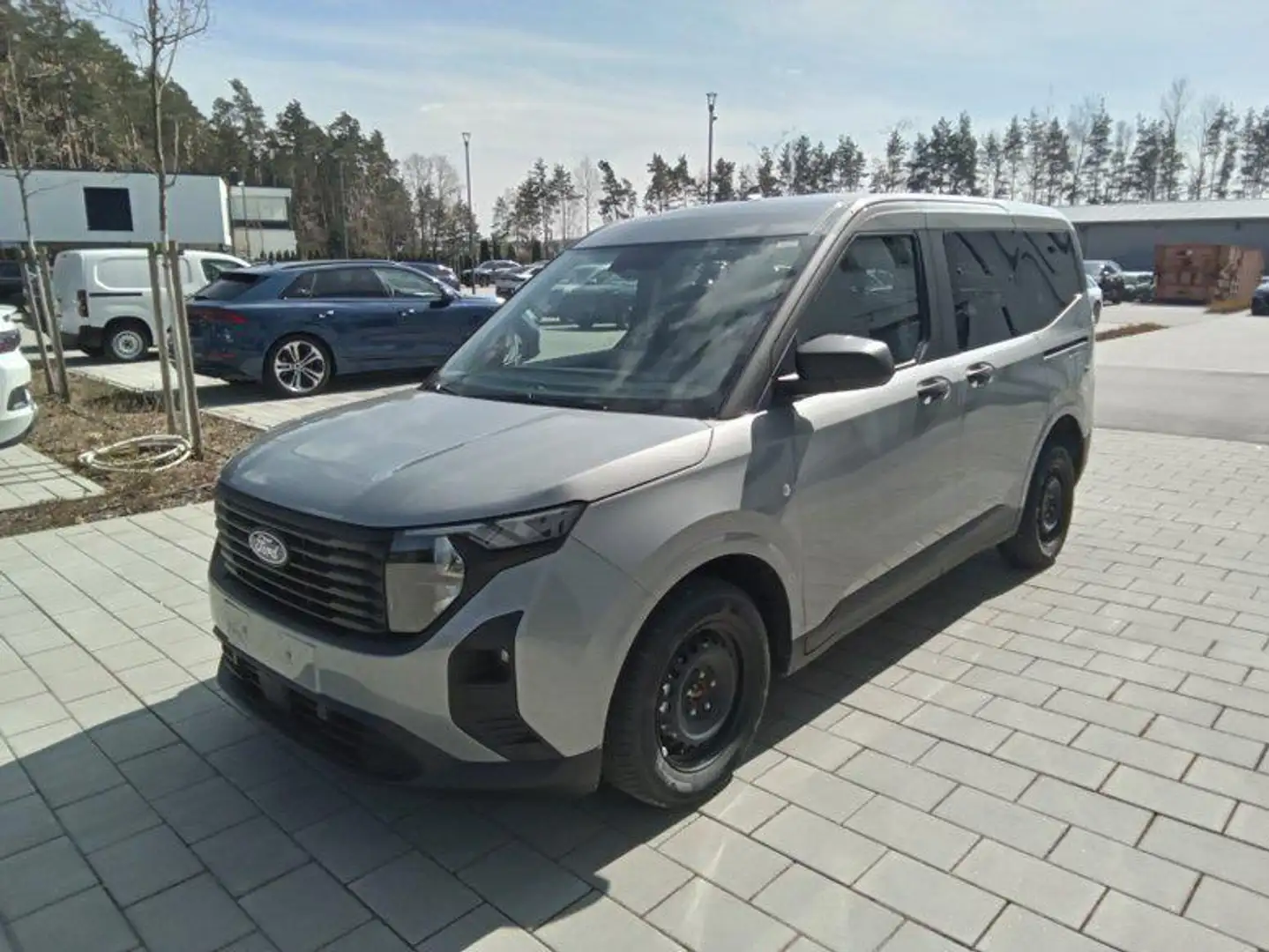 Ford Tourneo Courier Trend 1.0 EcoBoost 92kW (125PS) 7-Gang-Automati... Silber - 1