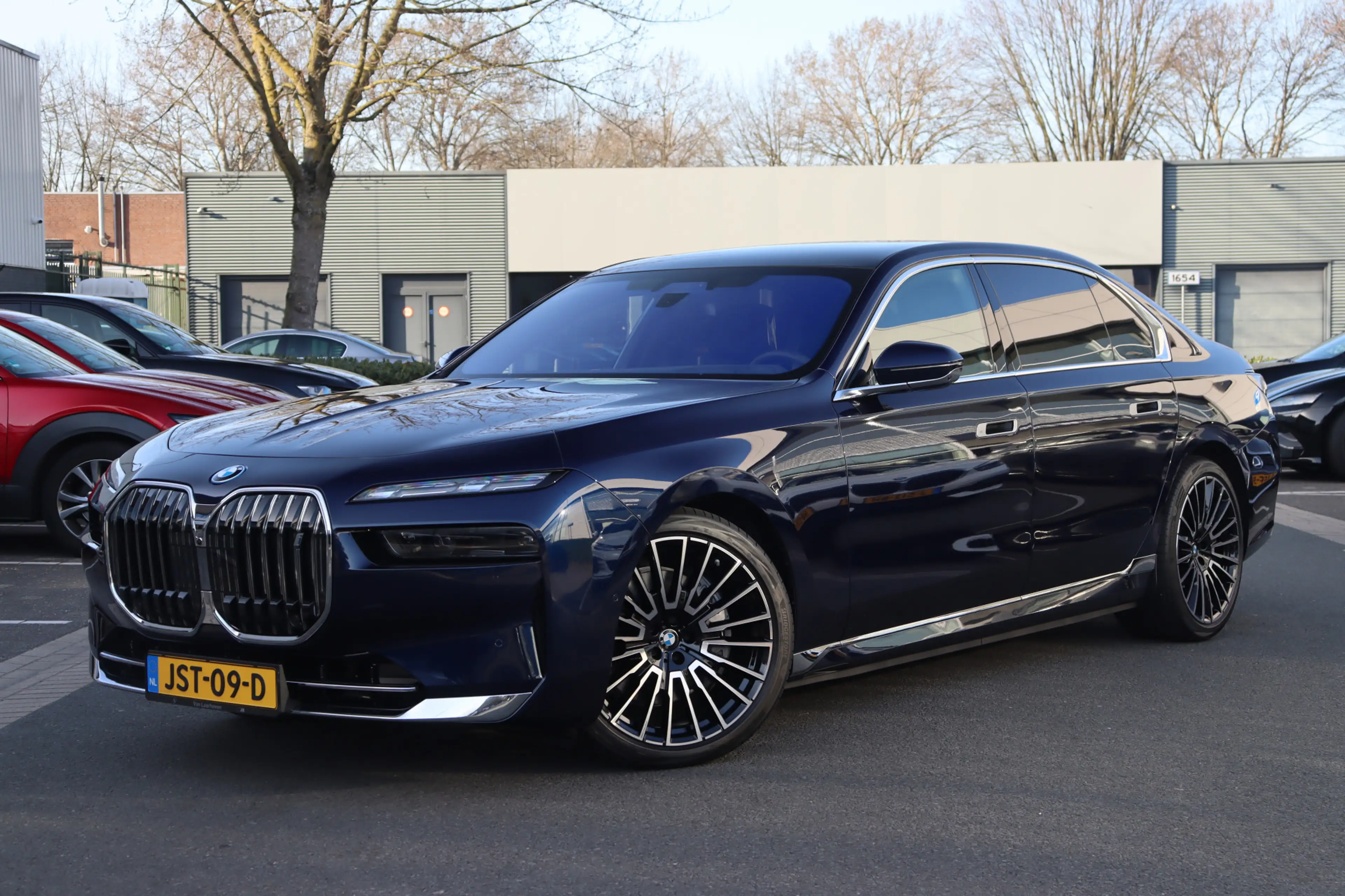 BMW i7 eDrive50 High Executive / Panoramadak / Stoelventi — photo 2