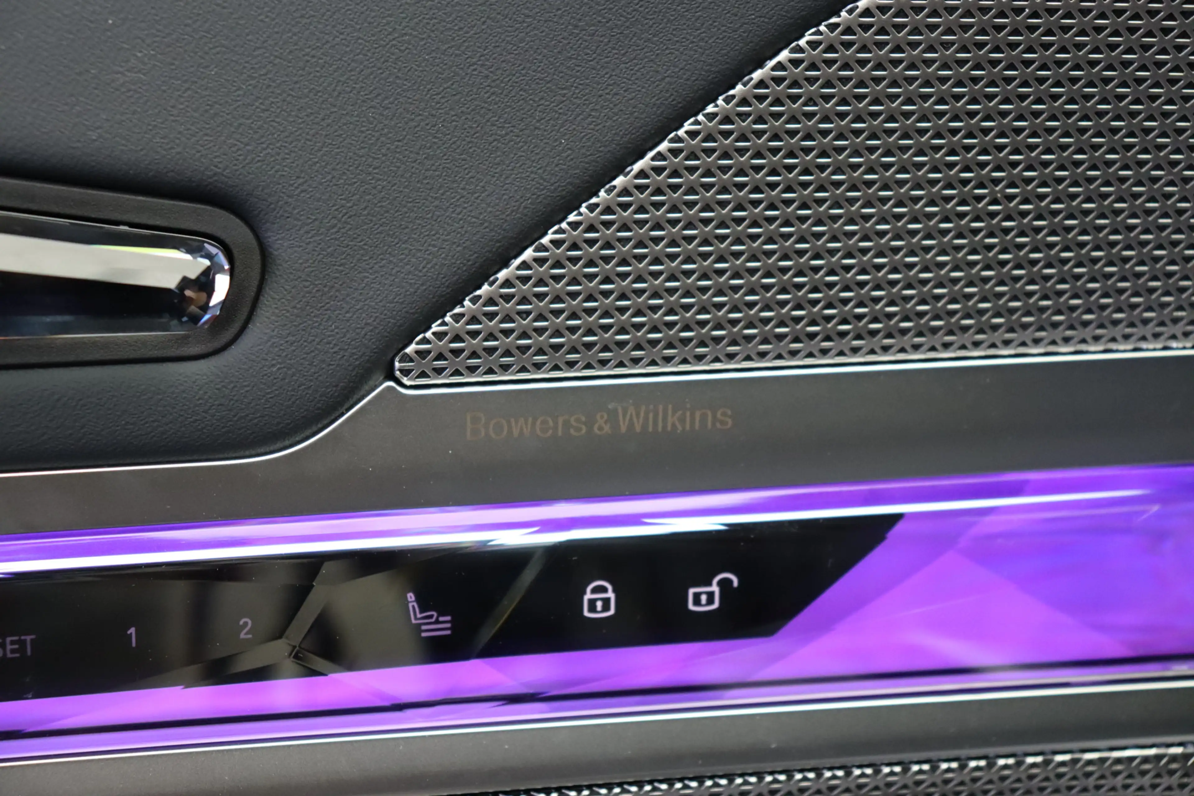 BMW i7 eDrive50 High Executive / Panoramadak / Stoelventi — photo 10
