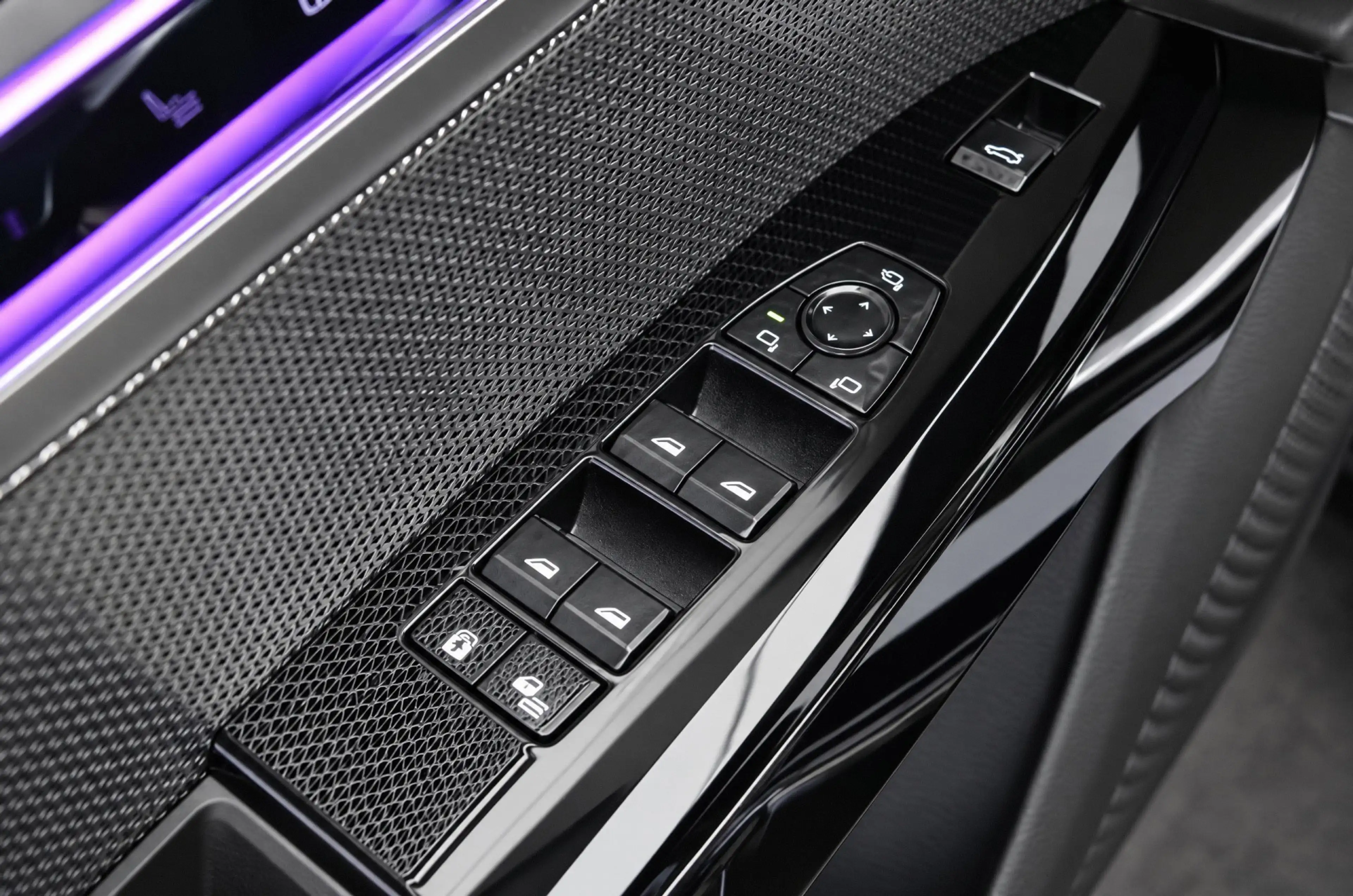 BMW i7 eDrive50 High Executive / Panoramadak / Stoelventi — photo 15