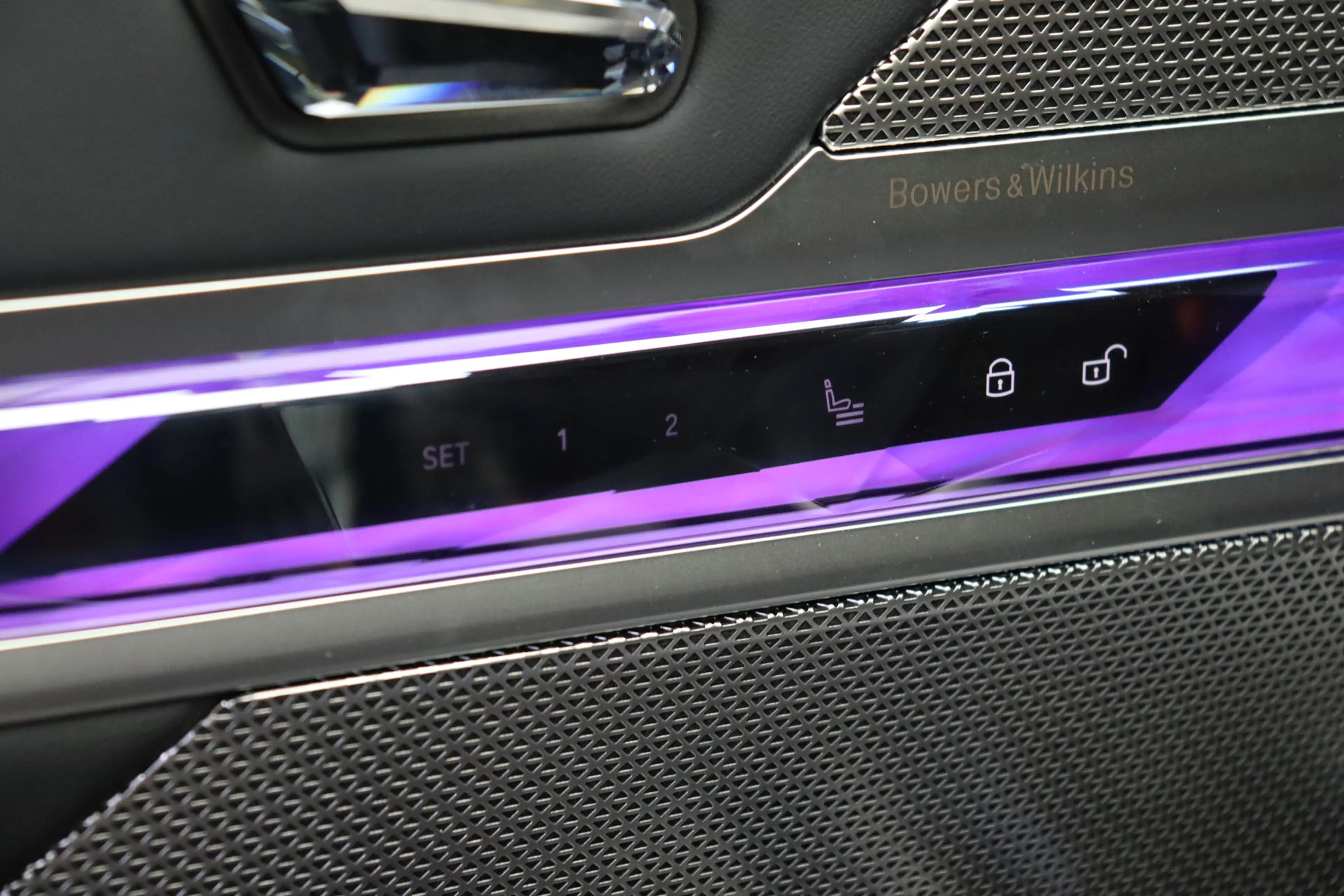 BMW i7 eDrive50 High Executive / Panoramadak / Stoelventi — photo 11