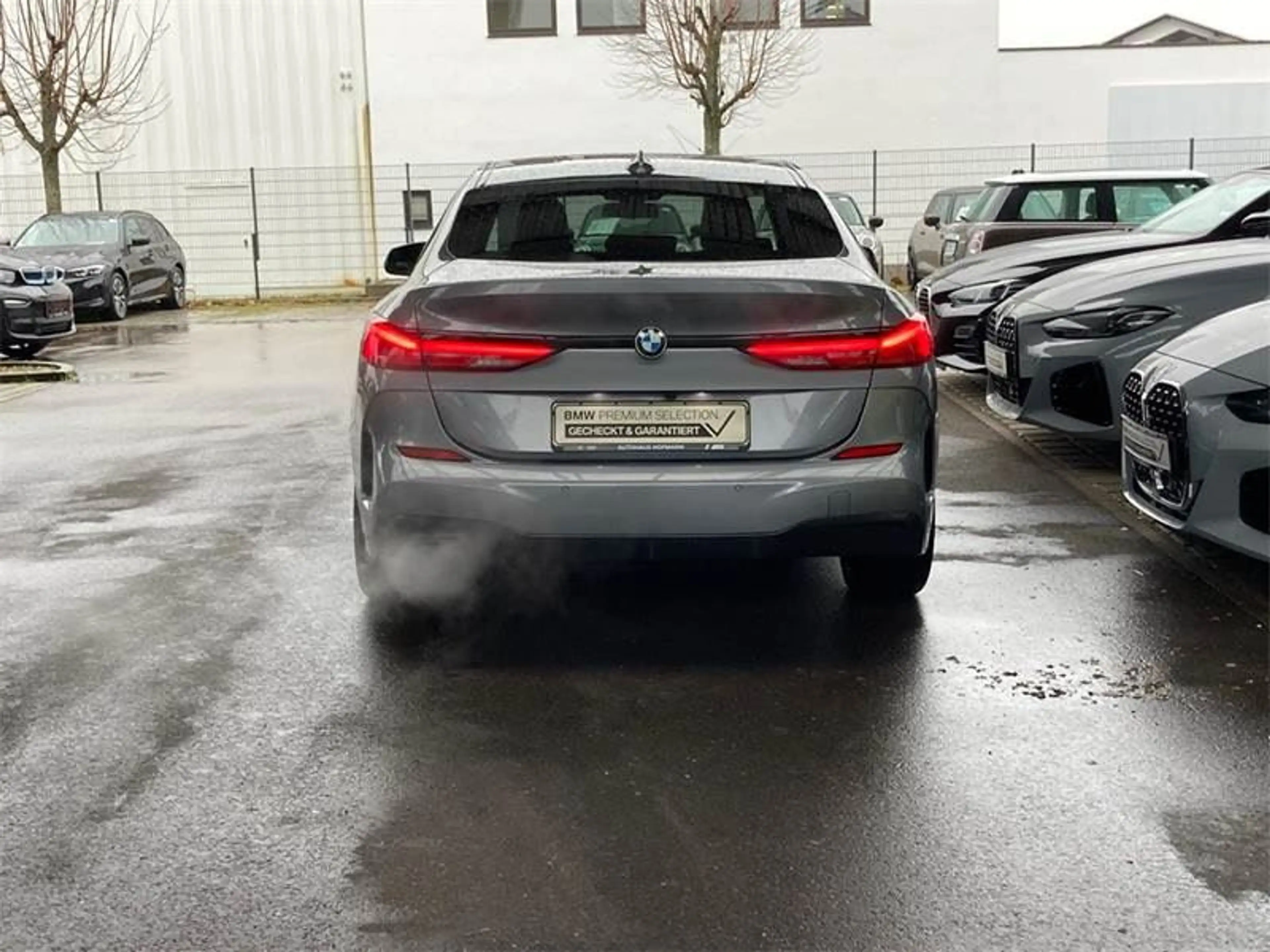 BMW 218 M Sport — photo 13