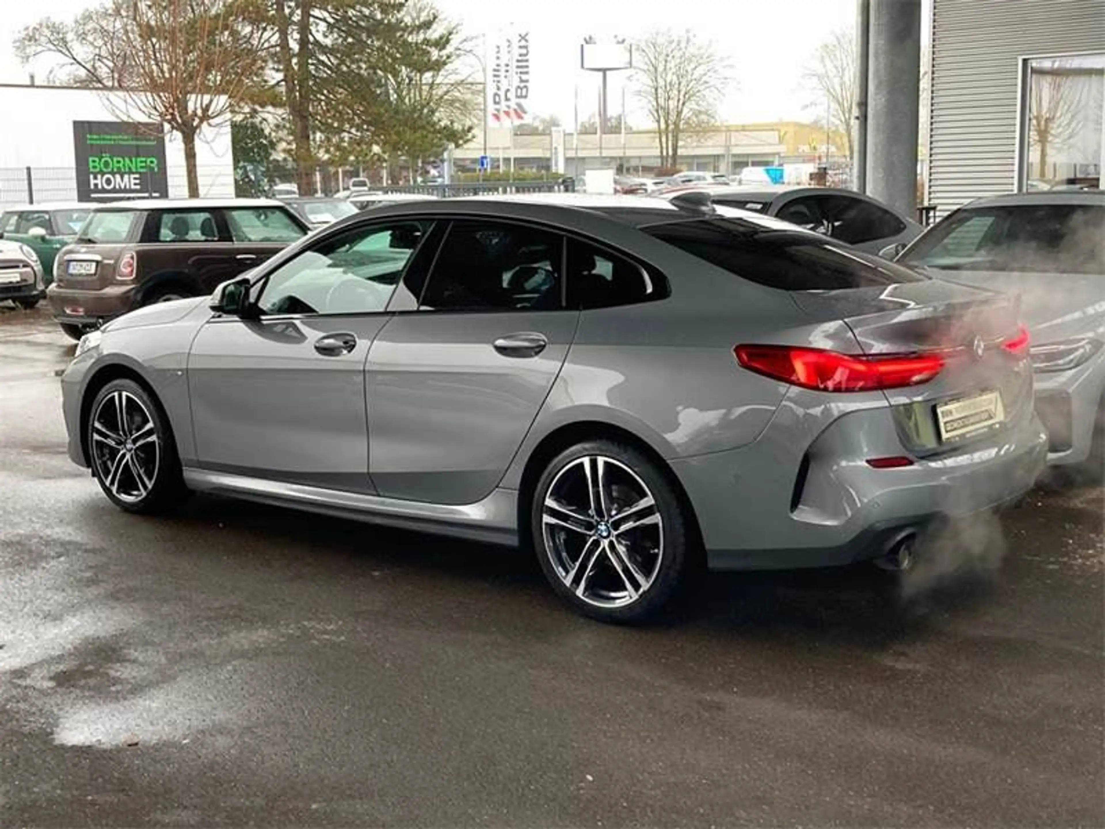 BMW 218 M Sport — photo 12
