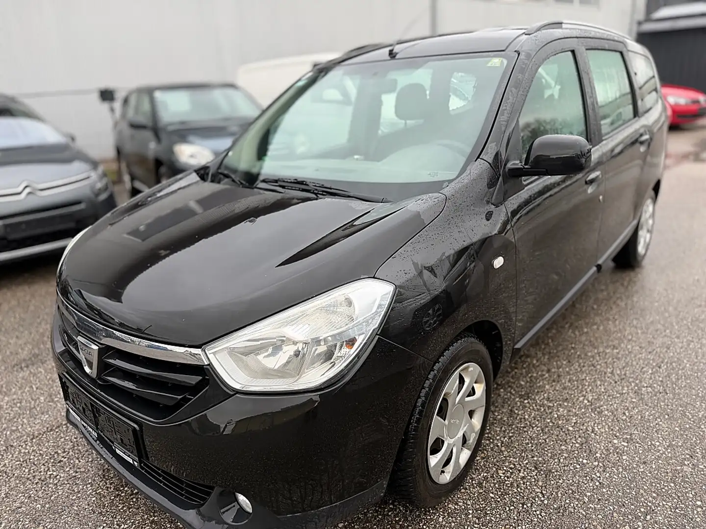 Dacia Lodgy dCi 110 *Pickerl 3/2026+4*   *7 Sitzer* Schwarz - 1