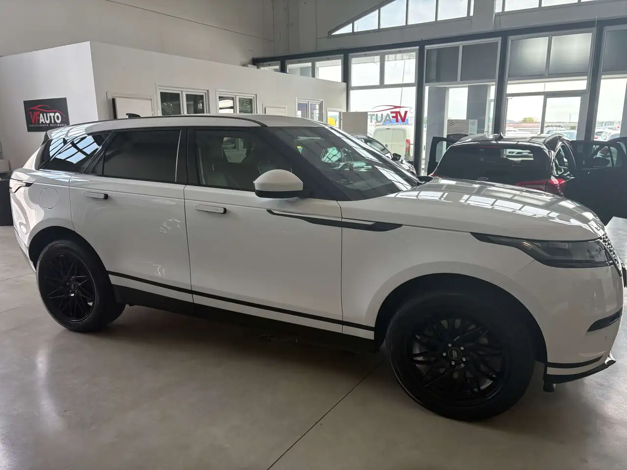 Land Rover Range Rover Velar