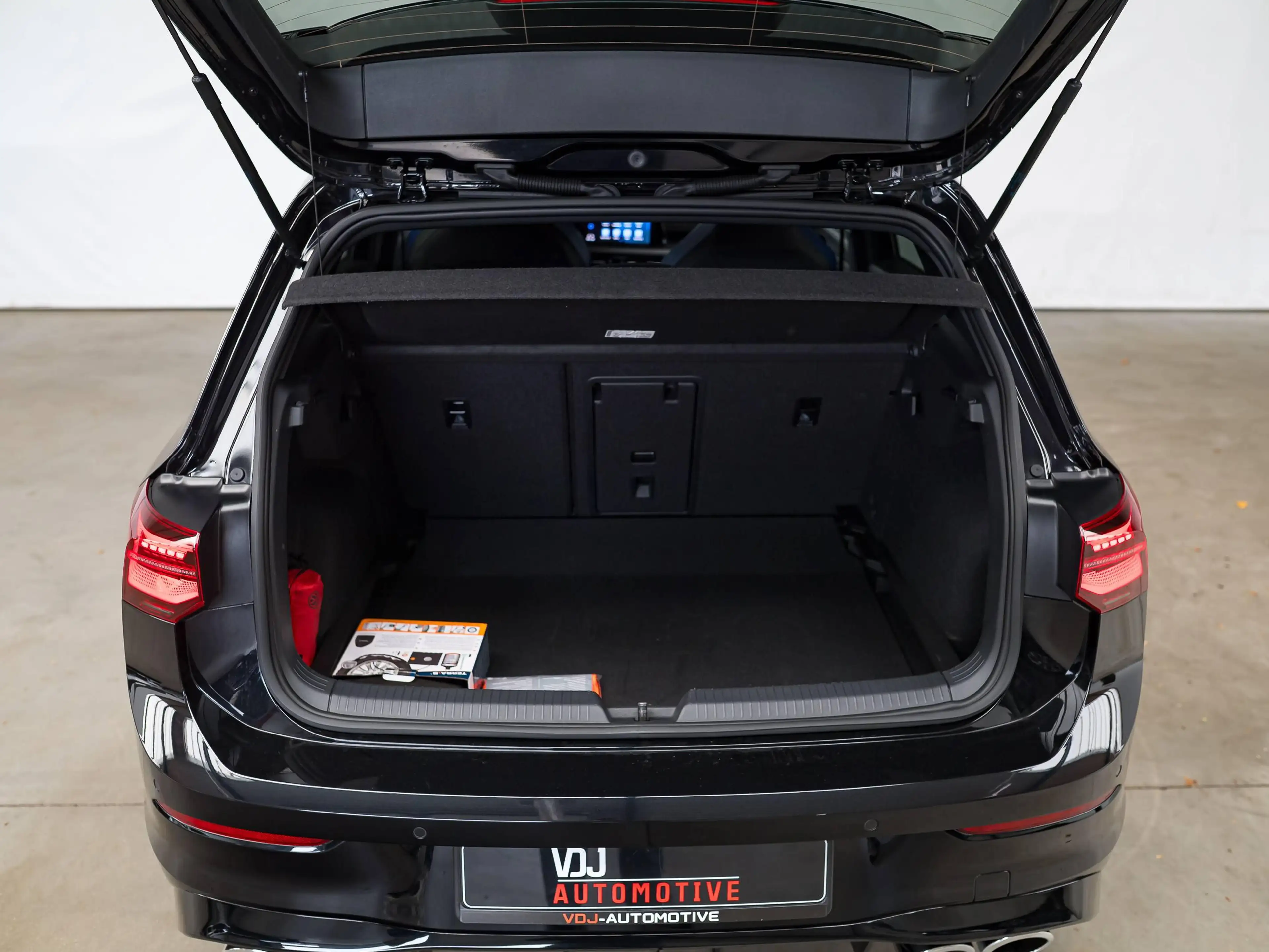 Volkswagen Golf R GARANTIE|4MOTION|IQLIGHTS|PANO|KEYLESS|ACC|LA|ZETELVERW.|SFEERVERL.| — photo 15