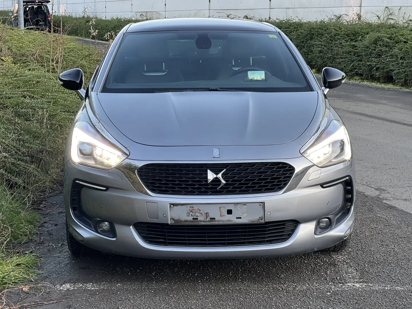 Citroen DS5 DS5 Hybrid4 Aut. Business Class Grey - 2
