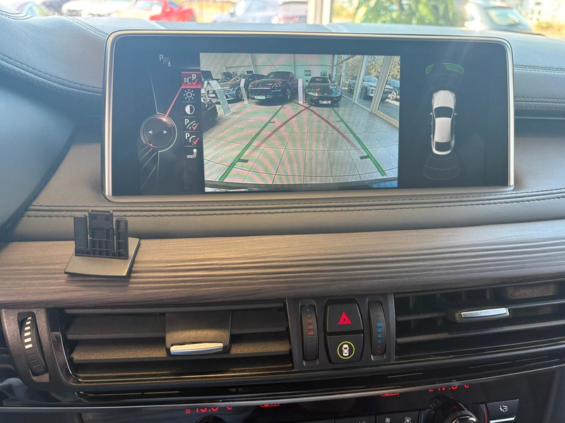 BMW X6 xDrive 40 d — photo 10