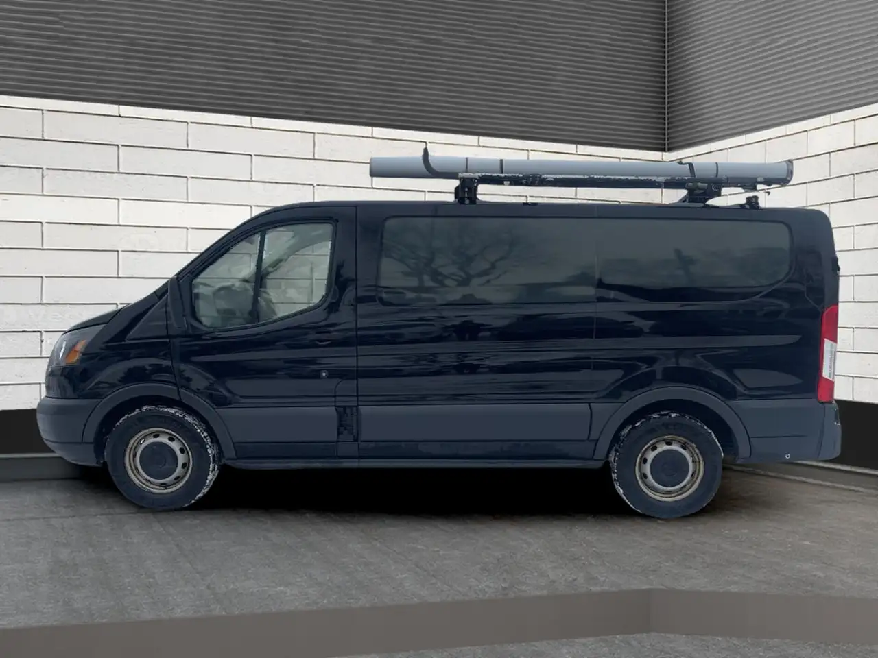 Ford Transit Cargo Van снимка Ford Transit Cargo Van