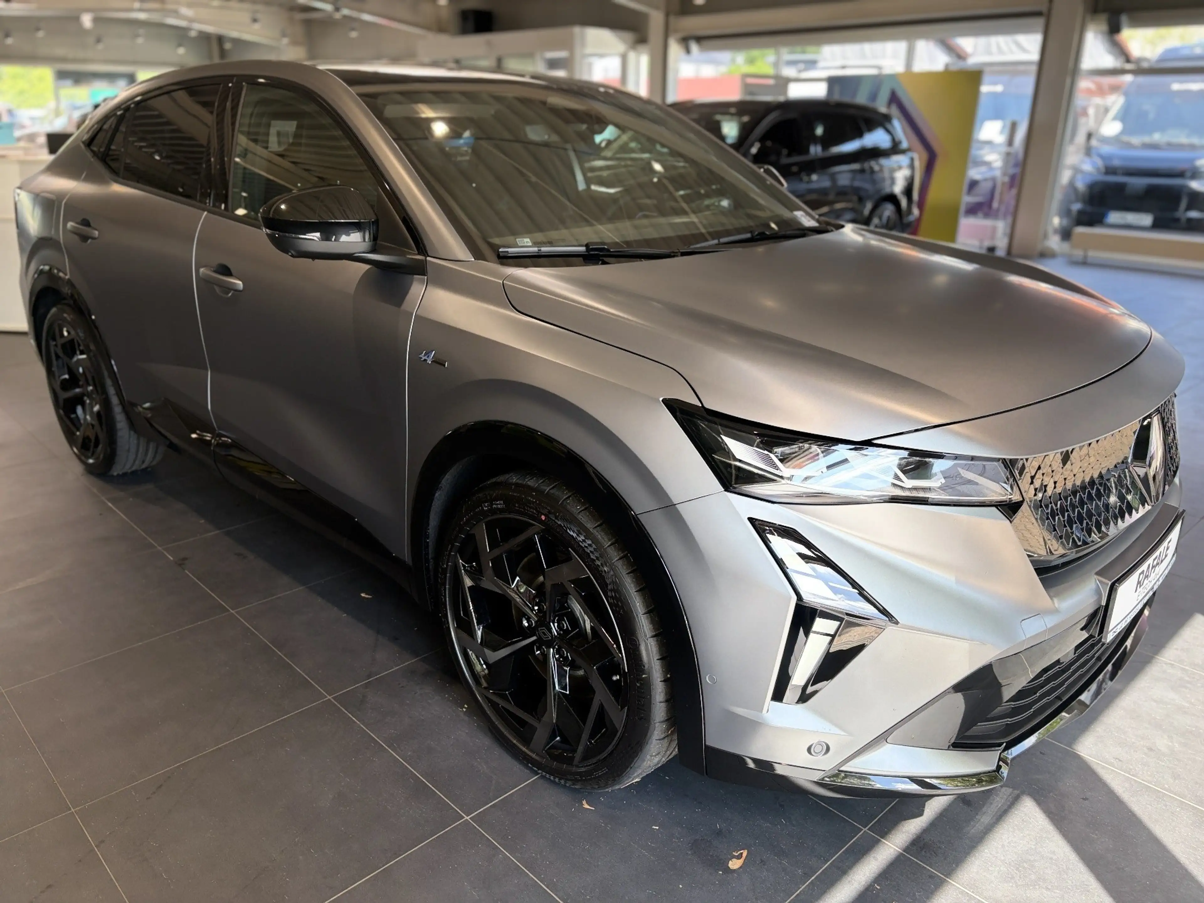 Renault Rafale Atelier Alpine Hybrid 4x4 300 Plug-In — photo 4