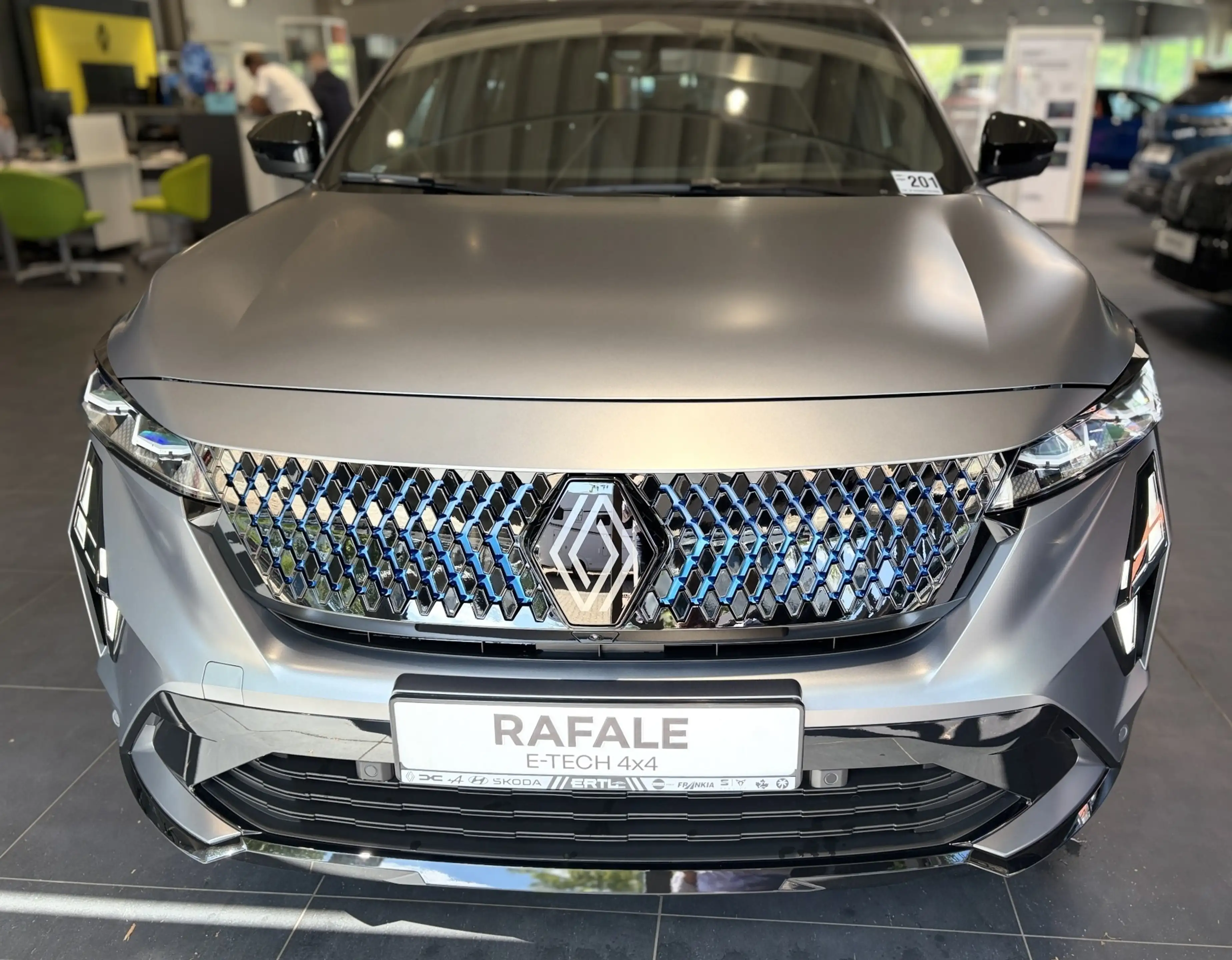 Renault Rafale Atelier Alpine Hybrid 4x4 300 Plug-In — photo 2