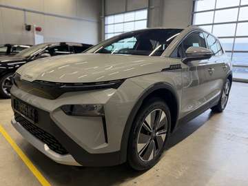 50 Studio AHK Navi 19´´ Alu 4J.Garantie