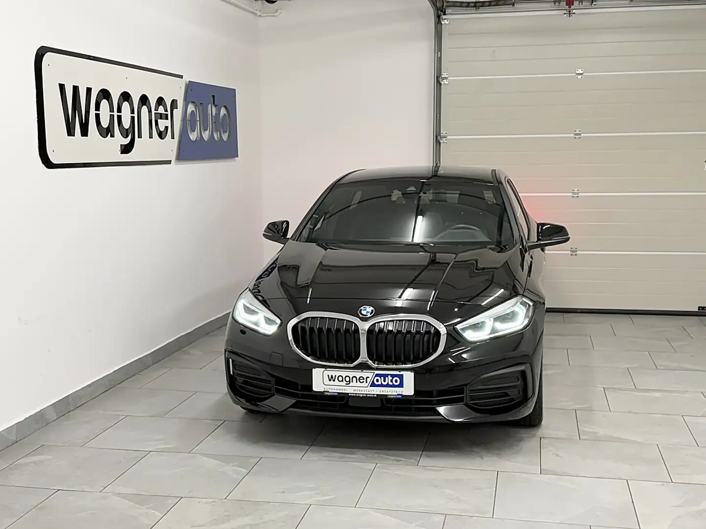 BMW 118 d Aut.LED/Live Cockpit Pro/HeadUp/RFK Schwarz - 1