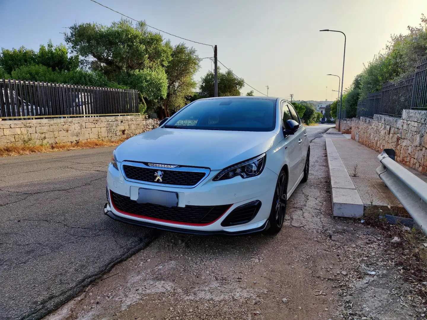Peugeot 308 5p 1.6 thp 16v Gti by Sport s&s 270cv - 1