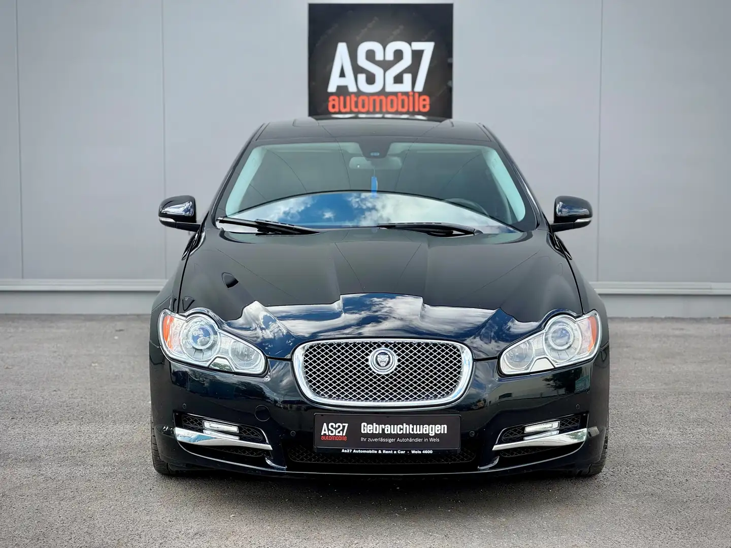 Jaguar XF 3.0 V6 Diesel S Premium Luxury Noir - 2