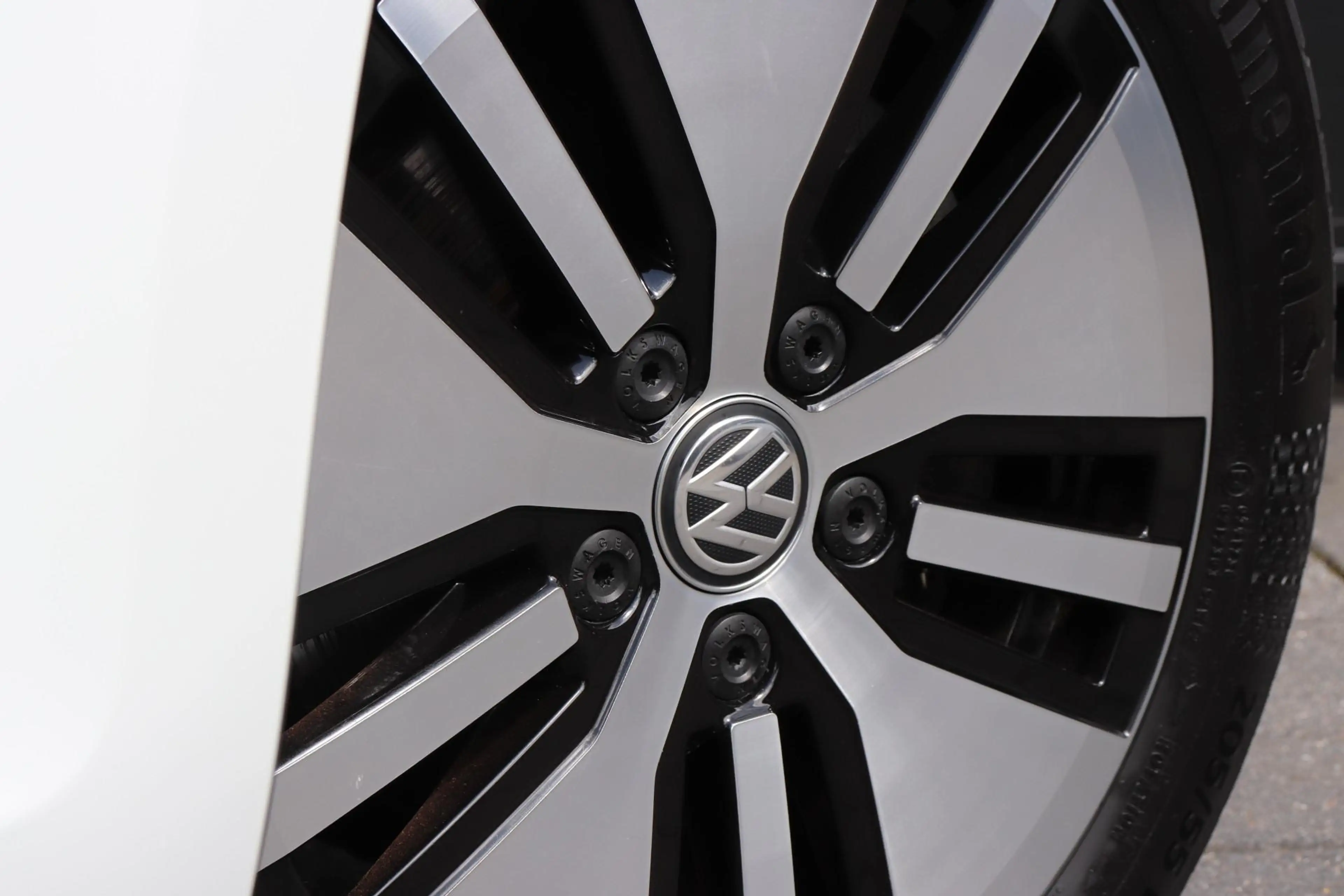 Volkswagen e-Golf 116 PK | SOH 83,6% | NAVI | STOELVERWARMING | PARK — photo 11