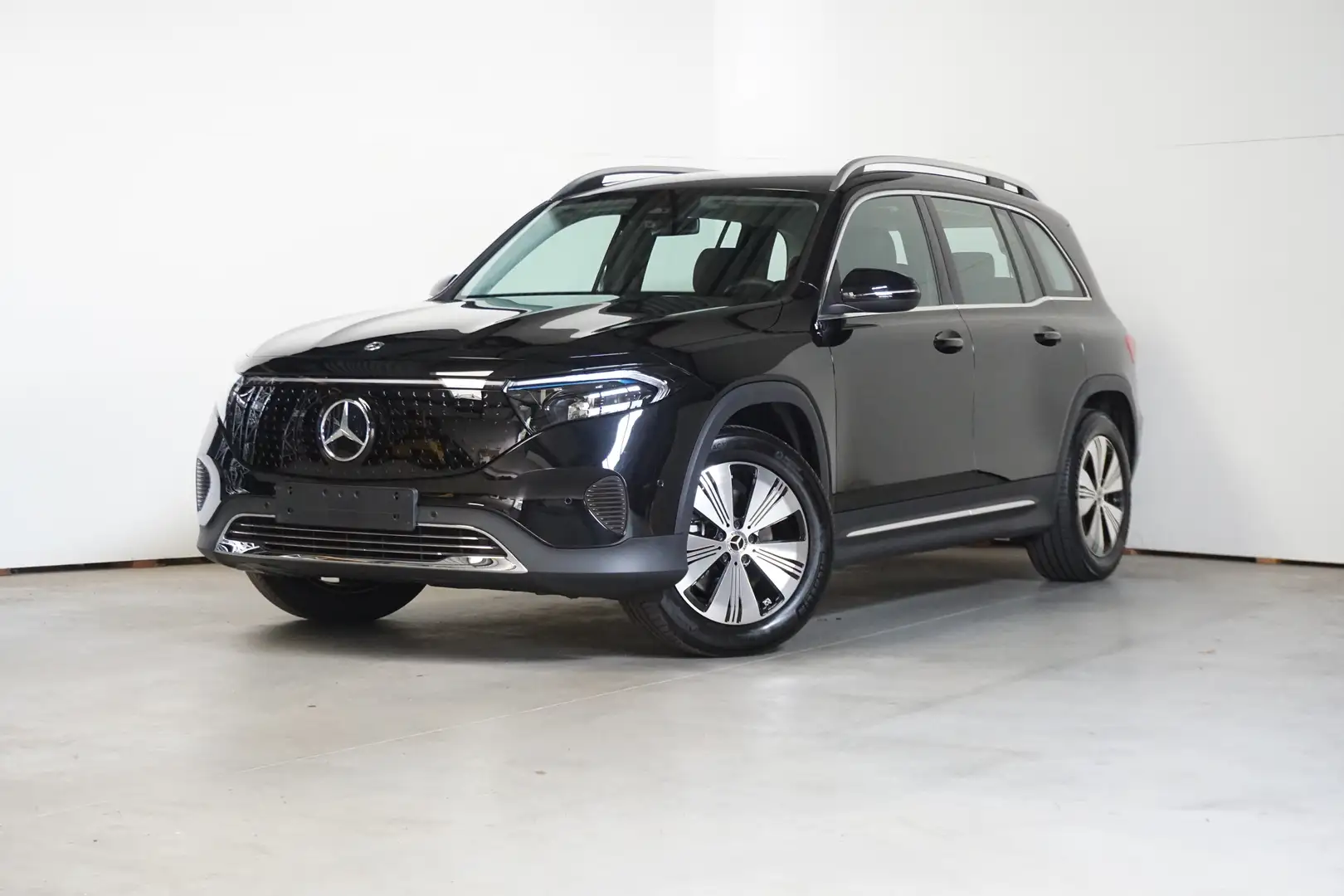 Mercedes-Benz EQB 300 PROGRESSIVE ADVANCED Schwarz - 1