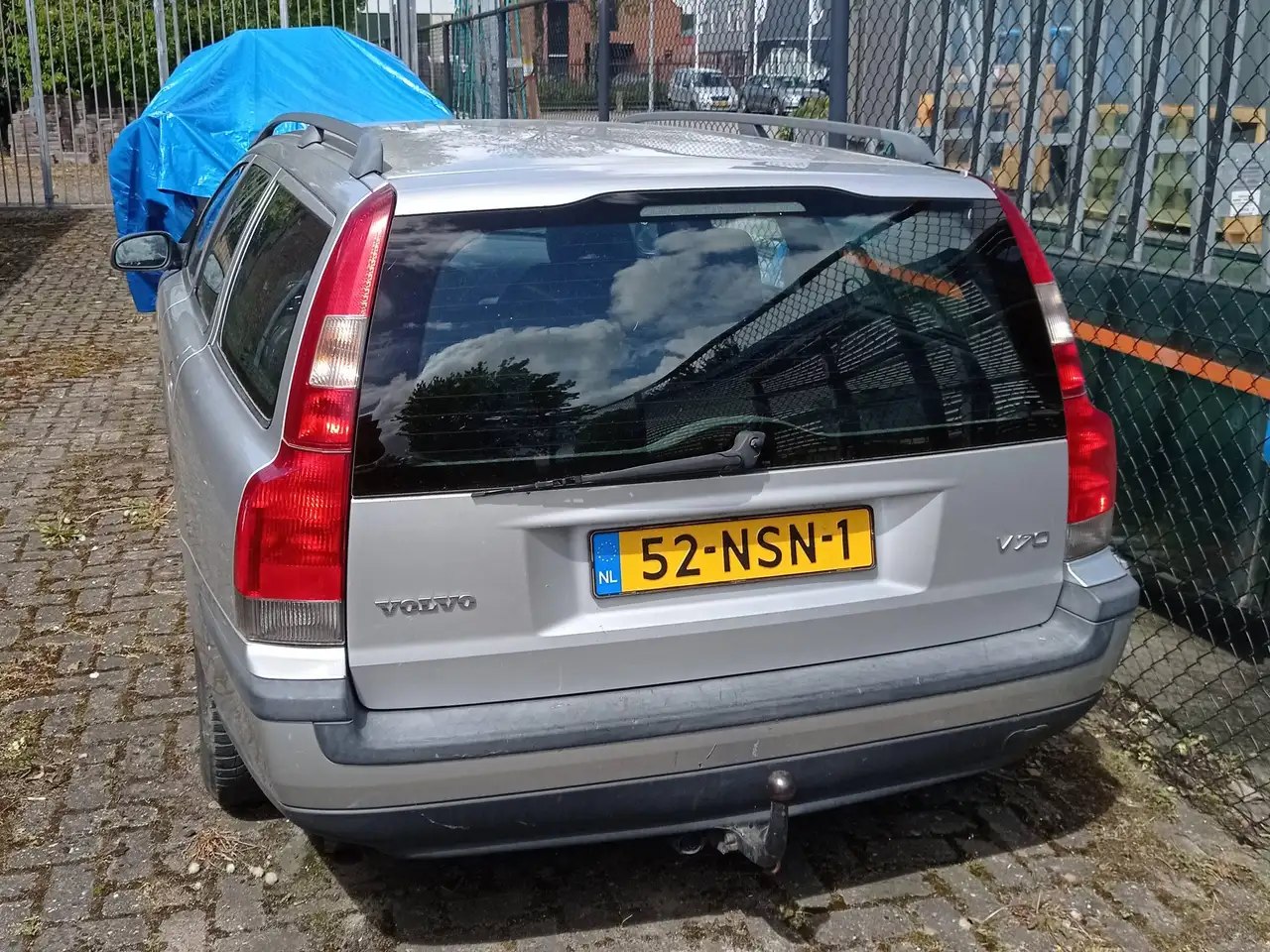 Volvo V70 2.4, foto 4