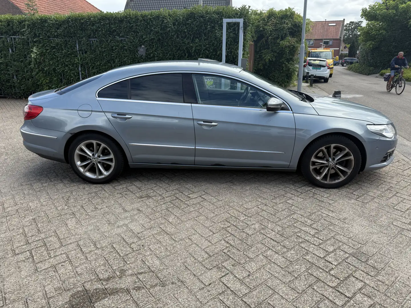Volkswagen Passat CC 1.8 TSI 4p. Сірий - 2