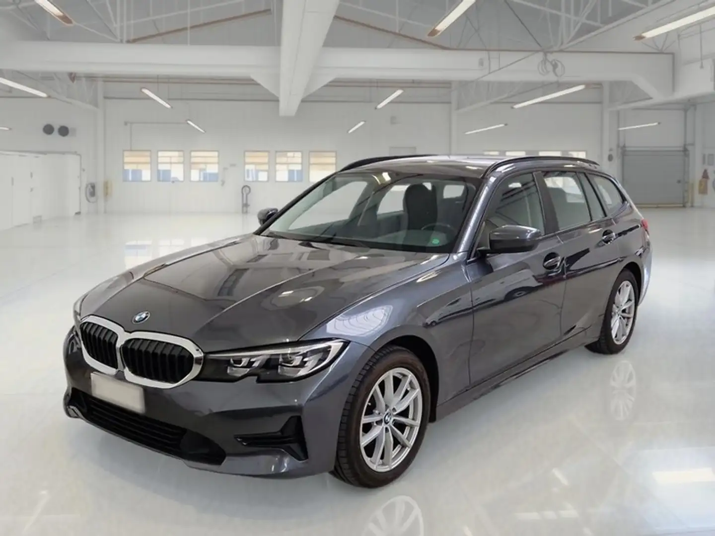 BMW 318 318d Business Advantage Touring Autom. - 1