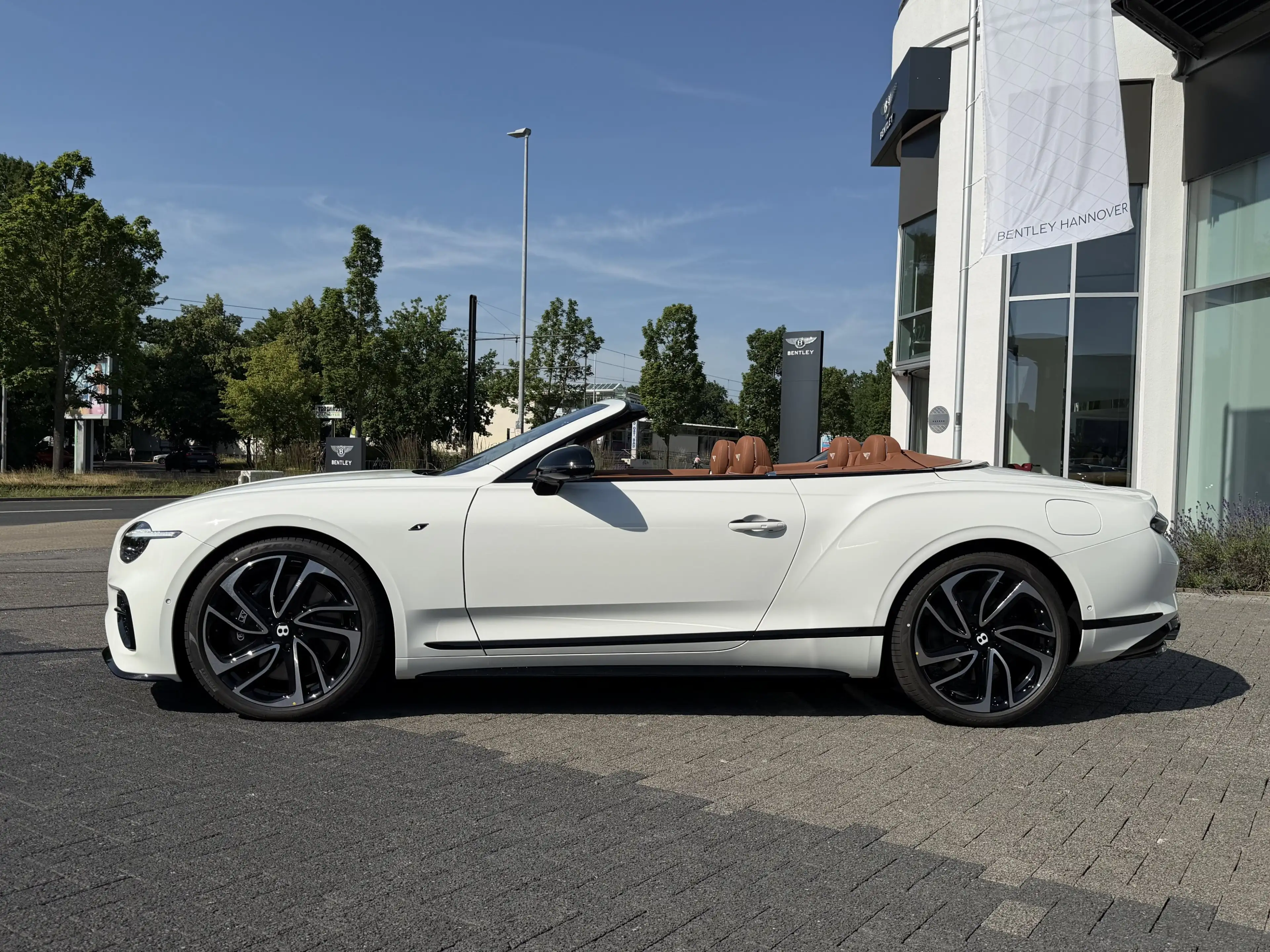Bentley Continental GTC GTC S *Touring*FrontSeat*Mood* — photo 14