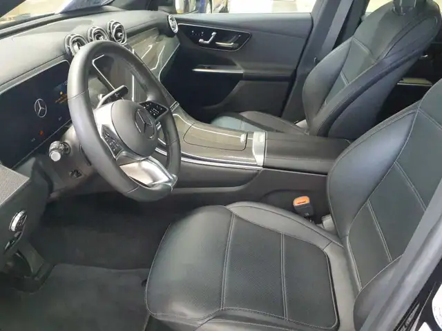 Mercedes-Benz GLC view 7