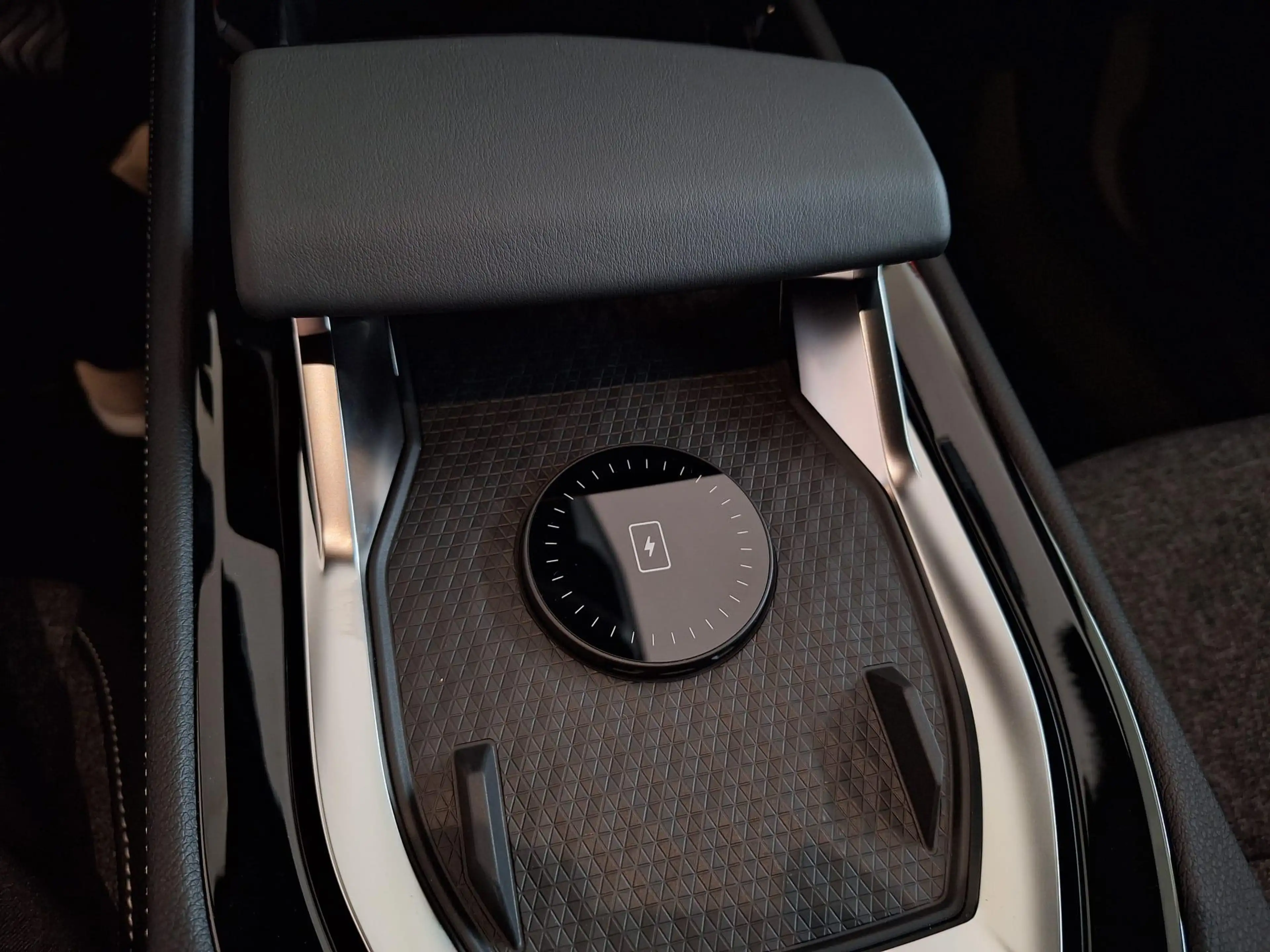 Renault Austral 1.2 E-Tech full hybrid 200 techno VOORRAAD VOORDEE — photo 40