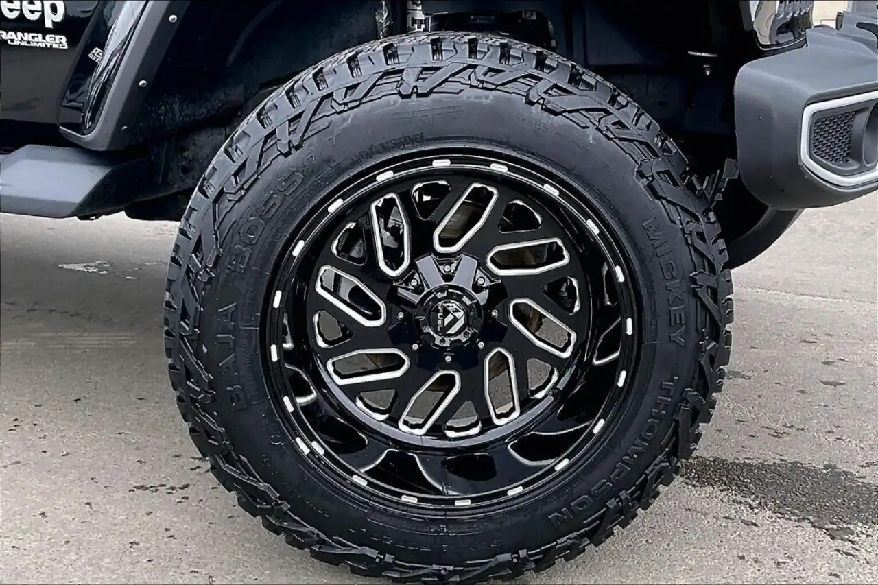 Jeep Wrangler снимка Jeep Wrangler