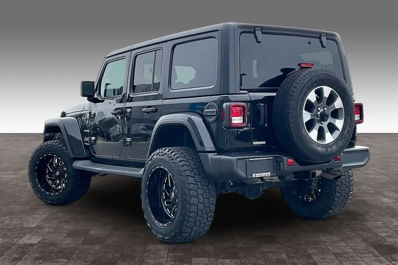 Jeep Wrangler снимка Jeep Wrangler