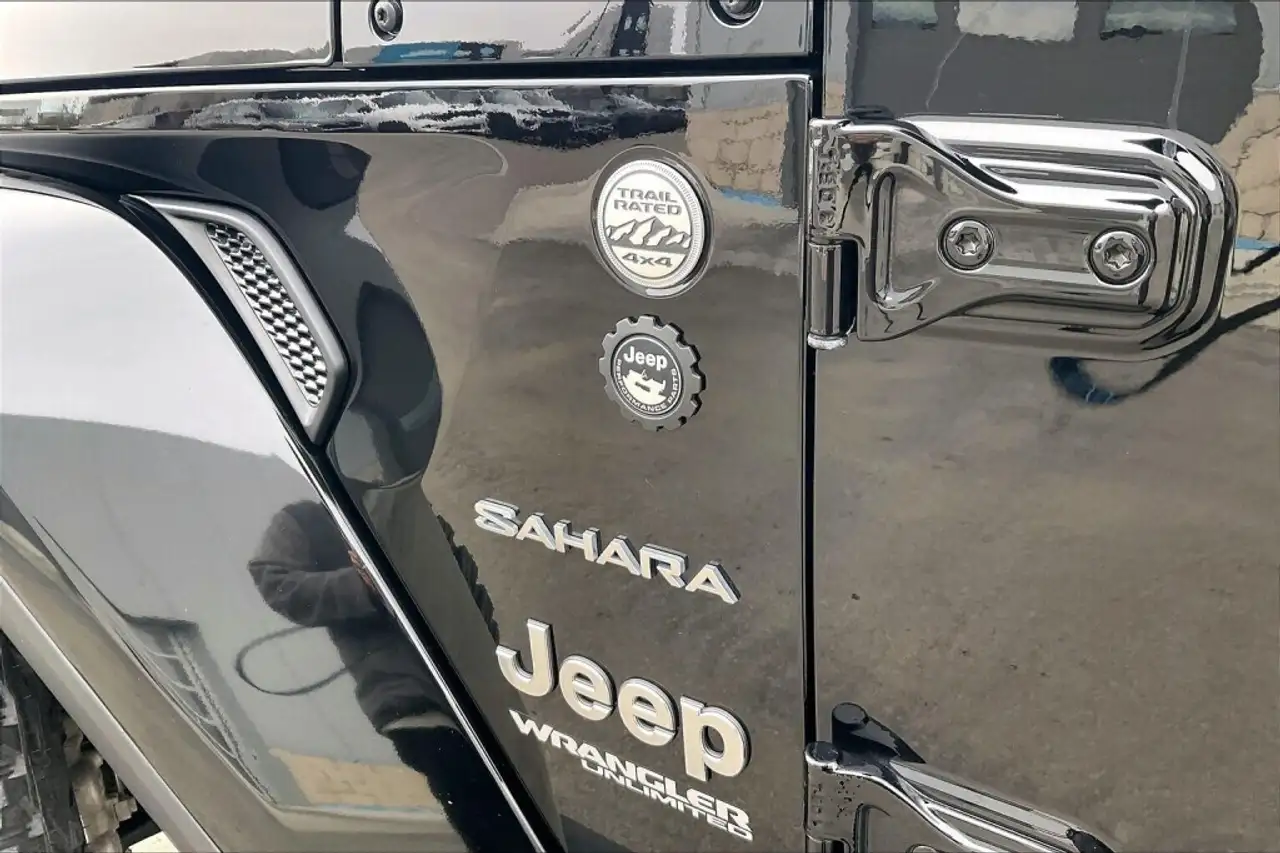 Jeep Wrangler снимка Jeep Wrangler