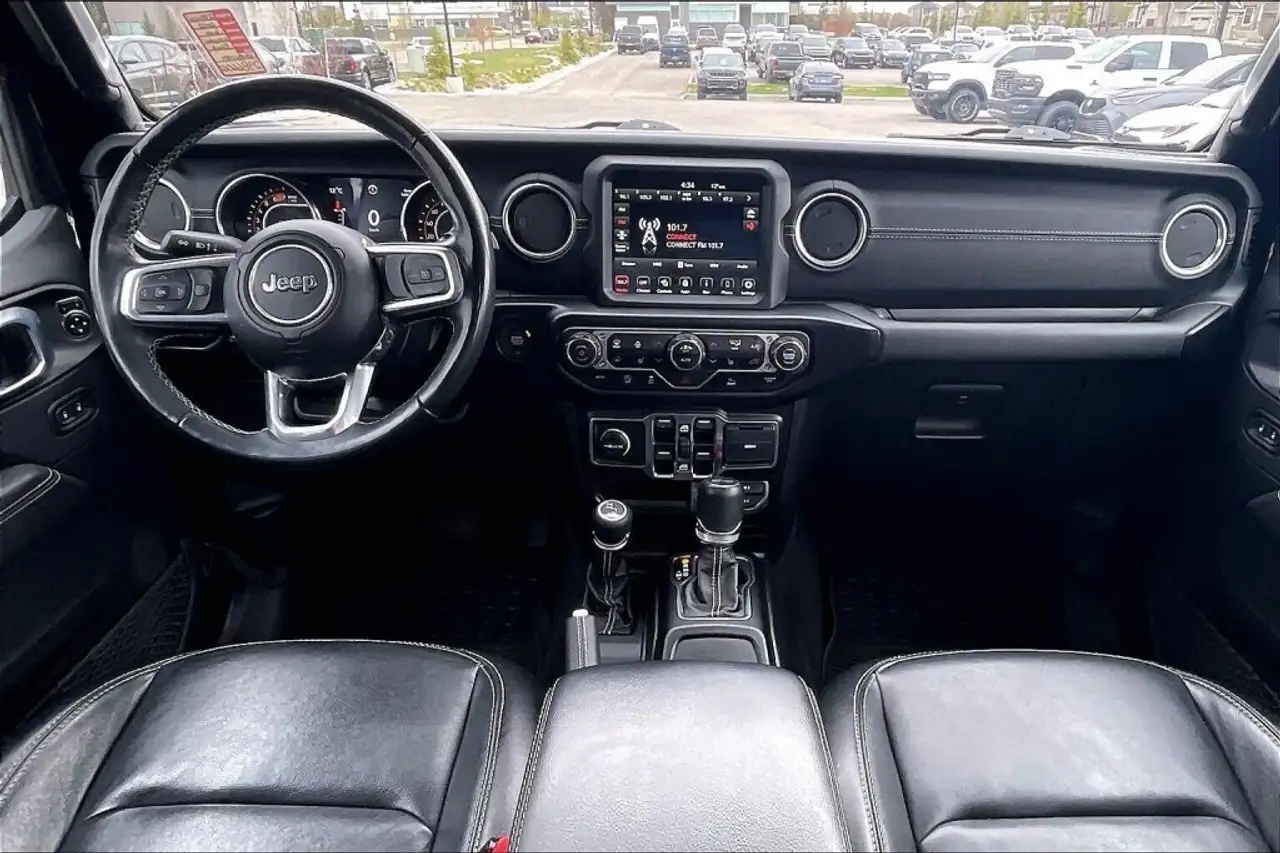 Jeep Wrangler снимка Jeep Wrangler