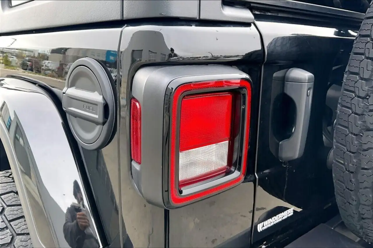 Jeep Wrangler снимка Jeep Wrangler