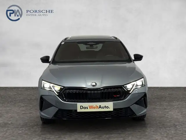 Skoda Octavia view 2