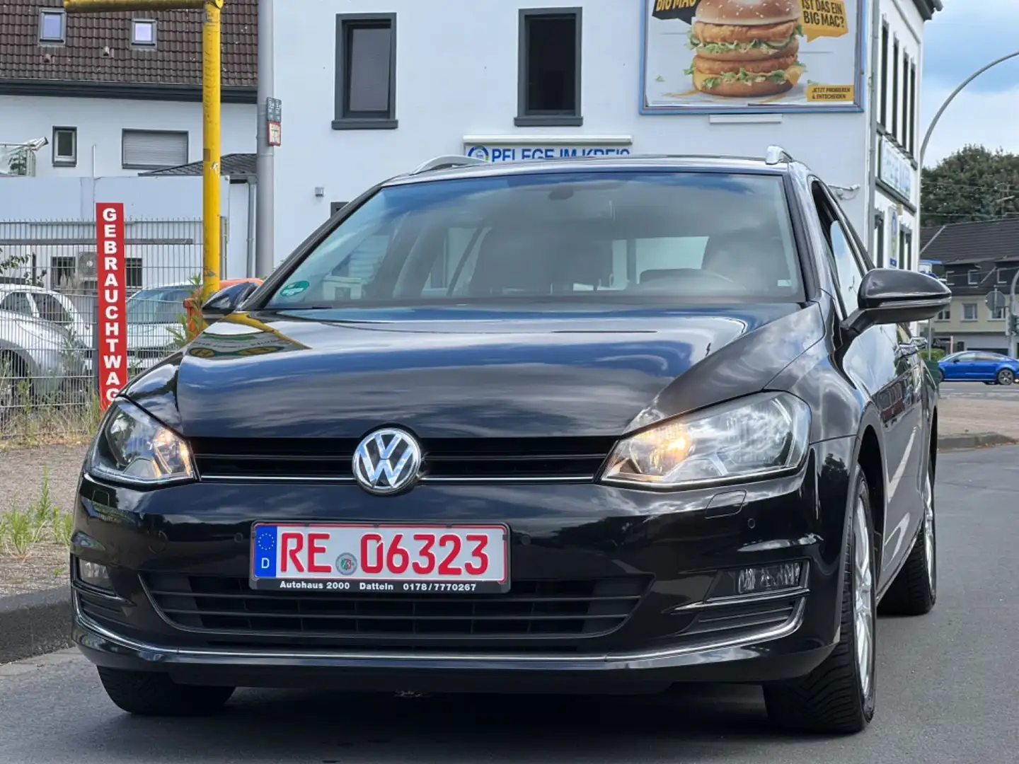 Volkswagen Golf VII Variant Highline BMT*TEMPOMAT*NAVI*SHZ* Schwarz - 1
