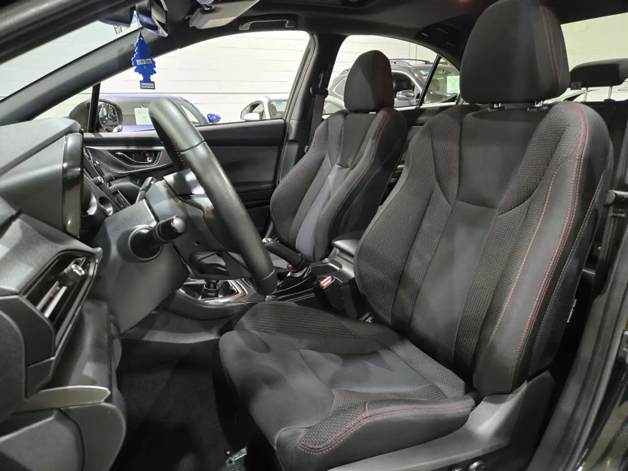Subaru WRX снимка Subaru WRX