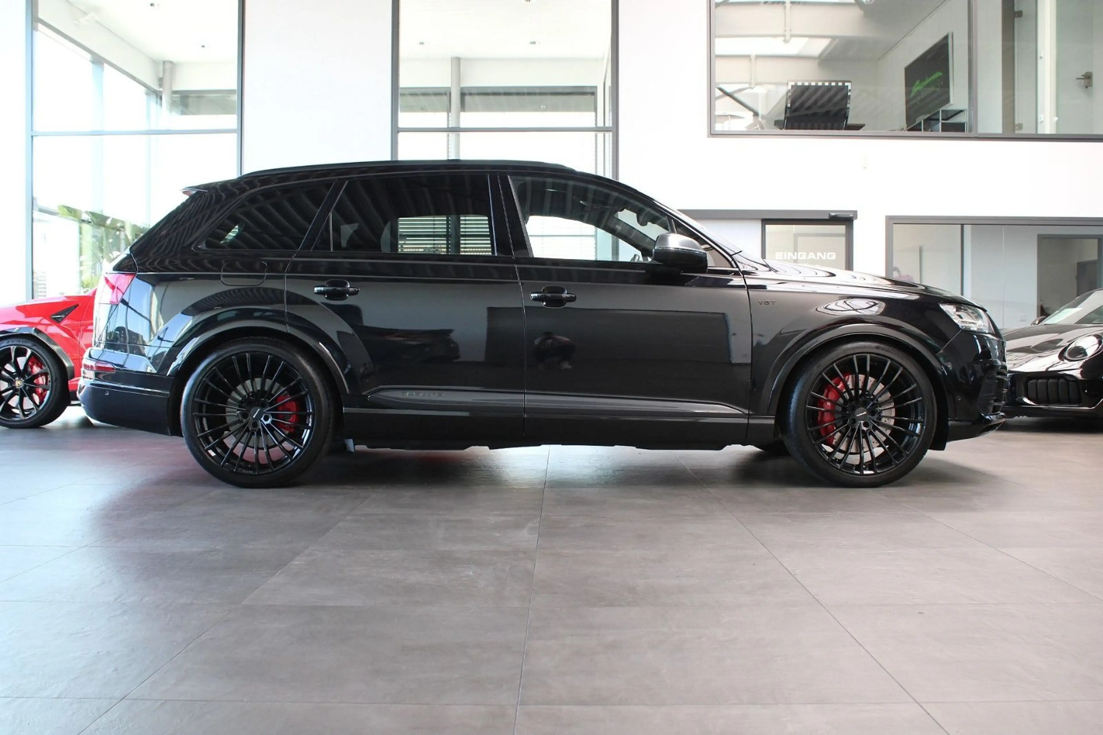 Audi SQ7 V8 TDI AHK/BOSE/RAUTEN/PANO/MATRIX/STHZG/22" — photo 7