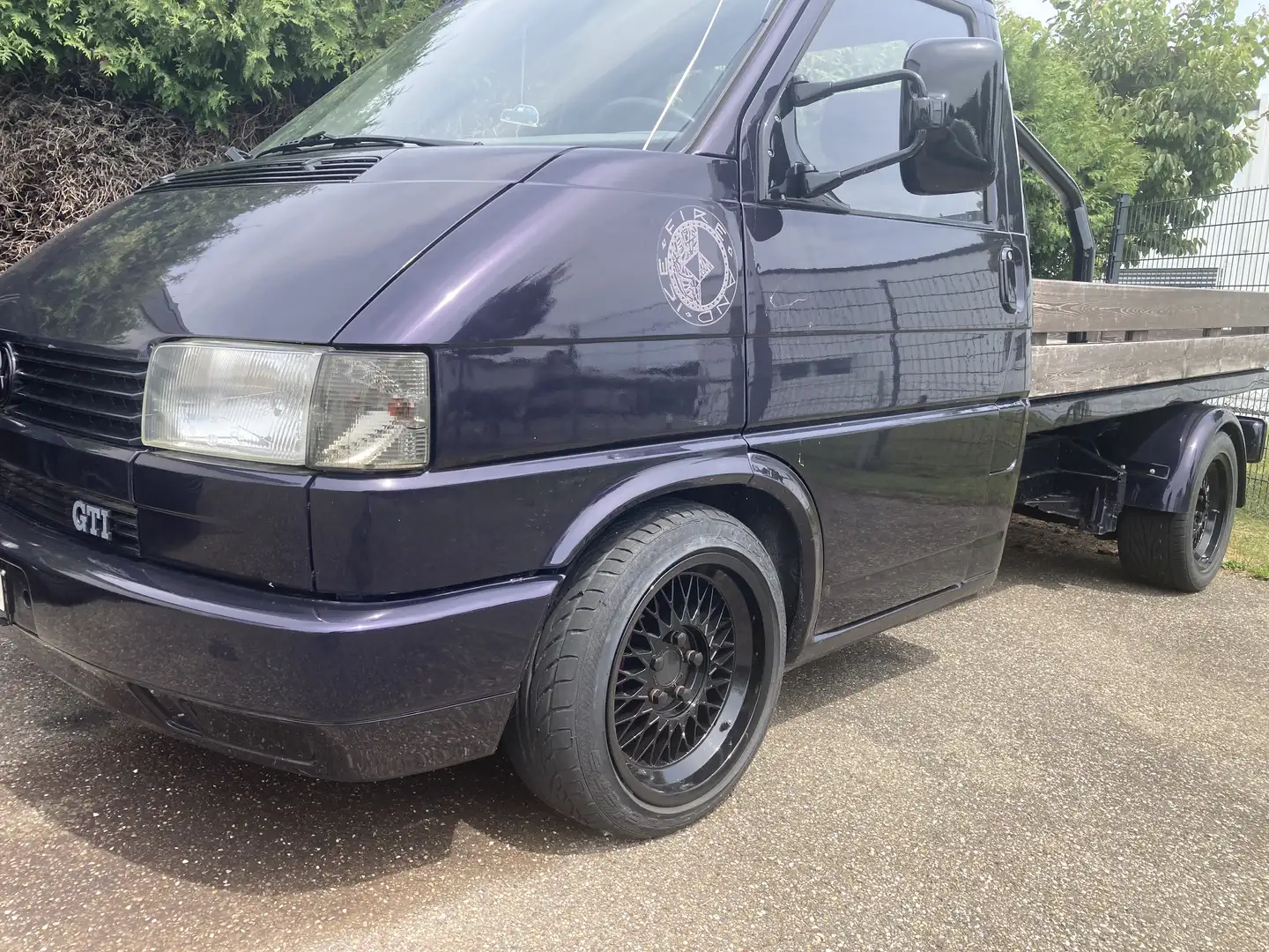 Volkswagen T4 PRITSCHE  Neu aufgebaut  SHOWFAHRZEUG  Fire & Ice Mauve - 2