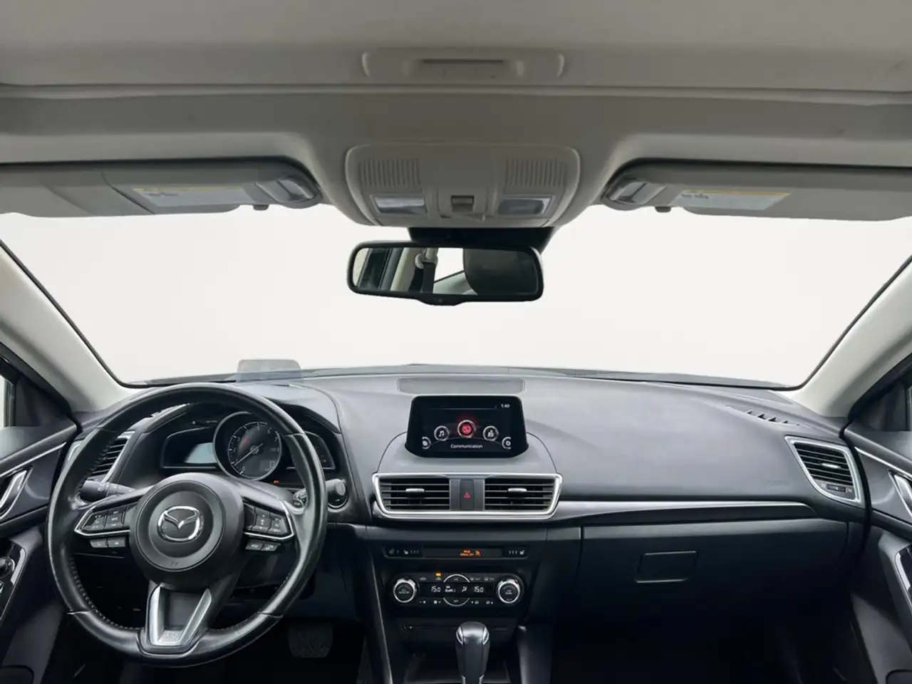 Mazda 3 снимка Mazda 3