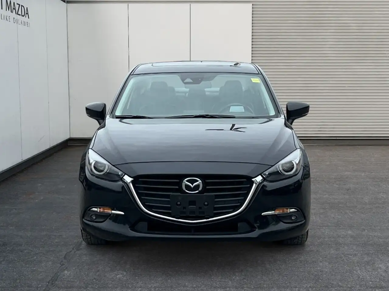 Mazda 3 снимка Mazda 3