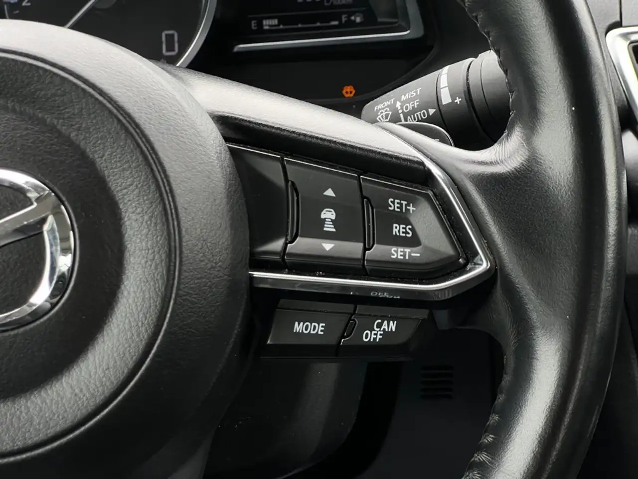 Mazda 3 снимка Mazda 3