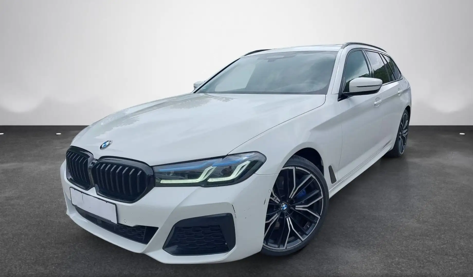 BMW 540 d|M-PAKET|HUD|KAMERA|PANO|LASER|COCKPIT|H&K| Weiß - 1