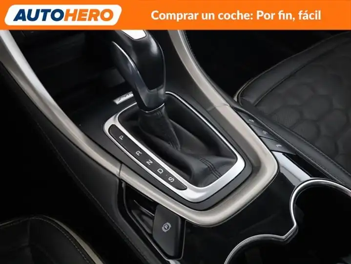 Ford Mondeo 2018, foto 31